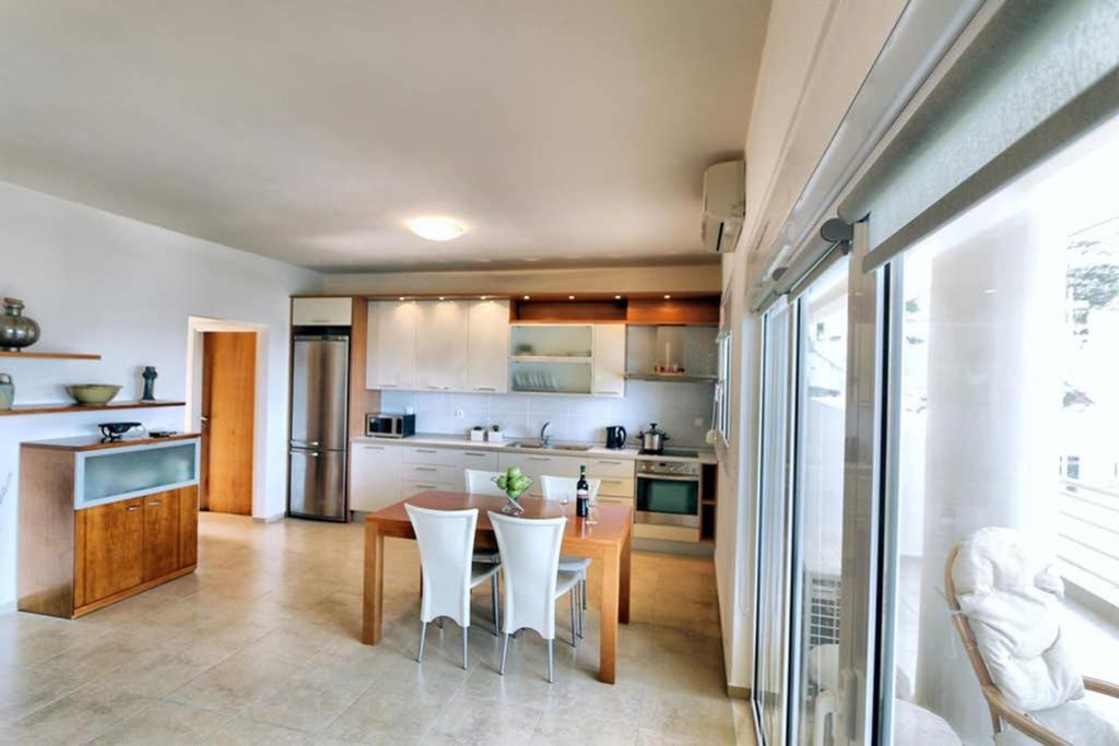 Eleni Sea View Luxury Apartment In Mades Ligariá Kültér fotó